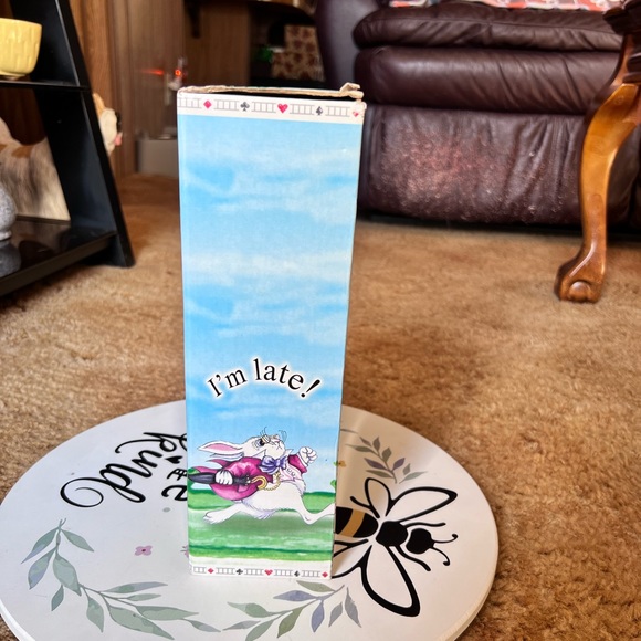 NIB Alice in Wonderland Paul Cardew
2 Piece Baby Set Porcelain Bowl Cup NIB - Picture 7 of 17